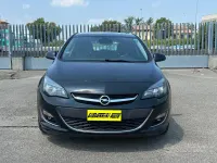 Usata Opel Astra 110 CV (80 kW) 2014 Nero Berlina