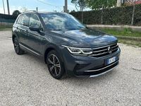 Usata VW Tiguan 150 CV (110 kW) 2021 Verde SUV