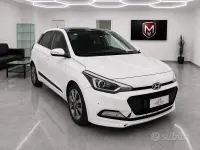 Usata Hyundai i20 Comfort 75 CV (55 kW) 2016 Bianco Berlina