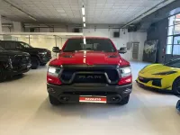 Usata RAM 1500 401 CV (294 kW) 2024 Rosso Pick-up