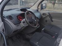 Usata Renault Kangoo Privilege 84 CV (61 kW) 2010 Monovolume