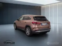 Usata Mercedes GLA200 Premium 150 CV (110 kW) 2022 Grigio SUV