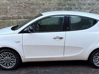 Usata Lancia Ypsilon Silver 69 CV (50 kW) 2012 Utilitaria