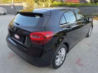 Usata Mercedes A180 Executive 122 CV (89 kW) 2017 Nero Utilitaria