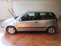Usata Fiat Punto 133 CV (97 kW) 1994 Grigio Utilitaria