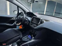 Usata Peugeot 2008 Active 82 CV (60 kW) 2017 Bianco SUV