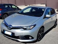 usata Toyota Auris Hybrid 