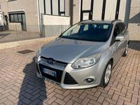 Usata Ford Focus 125 CV (91 kW) 2012 Argento Station wagon
