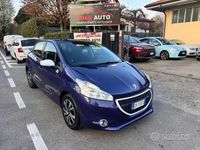 Usata Peugeot 208 68 CV (50 kW) 2014 Blu Utilitaria