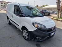 Usata Fiat Doblò 95 CV (69 kW) 2020 Bianco Monovolume