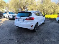 Usata Ford Fiesta Titanium 86 CV (63 kW) 2020 Bianco Utilitaria