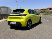 Usata Peugeot 208 75 CV (55 kW) 2024 Giallo Utilitaria