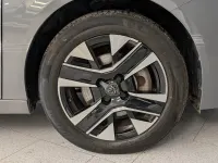 Usata Peugeot 208 Allure 101 CV (74 kW) 2025 Grigio selenite Utilitaria