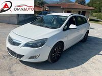 Usata Opel Astra 165 CV (121 kW) 2012 Bianco Station wagon