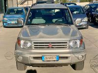 Usata Mitsubishi Pajero 114 CV (83 kW) 2003 Argento SUV