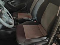 Begagnad VW Polo 60 HK (44 kW) 2011 Svart Halvkombi