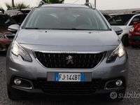 Usata Peugeot 2008 Access 82 CV (60 kW) 2017 Grigio SUV