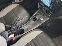 Usata Toyota Auris Touring Sports Active 99 CV (72 kW) 2017 Bianco Station wagon