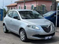 Usata Lancia Ypsilon Silver 69 CV (50 kW) 2014 Grigio Utilitaria