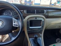 Usata Jaguar X-type 145 CV (106 kW) 2009 Verde Berlina