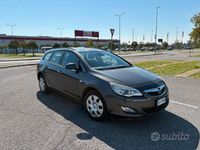 Usata Opel Astra 110 CV (80 kW) 2011 Station wagon
