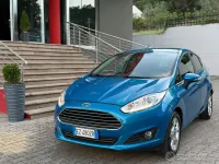 Usata Ford Fiesta Business Edition 75 CV (55 kW) 2015 Blu Utilitaria