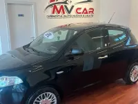 Usata Lancia Ypsilon Gold 69 CV (50 kW) 2017 Nero Utilitaria
