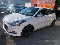 Usata Hyundai i20 Comfort 84 CV (61 kW) 2017 Bianco Berlina