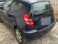Usata Mercedes A160 Elegance 82 CV (60 kW) 2005 Bluazzurro Berlina