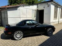 Usata Mazda MX5 110 CV (80 kW) 2004 Nero pastello Cabrio