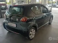 Usata Toyota Aygo 68 CV (50 kW) 2011 Grigio Utilitaria