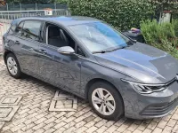Usata VW Golf VIII Life 131 CV (96 kW) 2020 Grigio Berlina