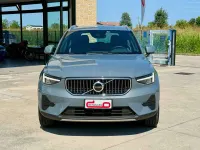 Usata Volvo XC40 Core 129 CV (94 kW) 2023 Thunder grey metallizzato SUV
