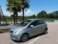Usata Toyota Yaris 87 CV (63 kW) 2007 Grigio Utilitaria