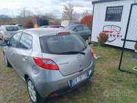 Usata Mazda 2 75 CV (55 kW) 2010 Grigio Utilitaria