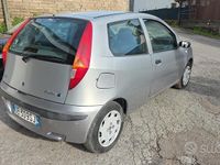 Usata Fiat Punto 60 CV (44 kW) 2002 Grigio Utilitaria