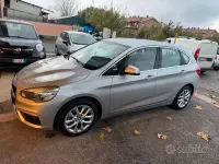 Usata BMW 218 Active Tourer Luxury Line 150 CV (110 kW) 2017 Grigio Monovolume