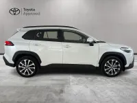 Usata Toyota Corolla Cross Lounge 197 CV (144 kW) 2023 Bianco SUV