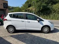 Usata Ford B-MAX 101 CV (74 kW) 2016 Bianco Monovolume