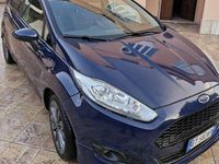 Usado Ford Fiesta 92 HP (67 kW) 2013 Azul Sedan
