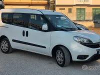 Usata Fiat Doblò Lounge 120 CV (88 kW) 2018 Bianco Monovolume