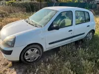 Usata Renault Clio II 58 CV (42 kW) 2005 Bianco Berlina