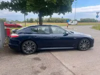 Usata Porsche Panamera 400 CV (294 kW) 2010 Blu Utilitaria