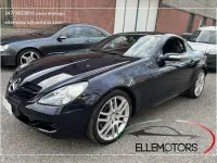 Usata Mercedes SLK280 231 CV (169 kW) 2007 Blu Cabrio