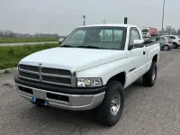 Usata Dodge Ram 223 CV (164 kW) 1996 Bianco Pick-up