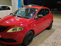 Usata Lancia Ypsilon S 69 CV (50 kW) 2018 Rosso Utilitaria