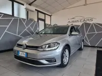 Usata VW Golf VII Highline 116 CV (85 kW) 2017 Argento Berlina