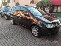 Usata VW Touran 105 CV (77 kW) 2005 Nero Monovolume