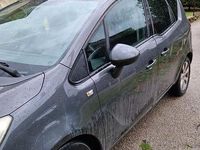 Usata Opel Meriva 95 CV (69 kW) 2011 Grigio Monovolume