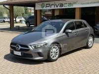 Usata Mercedes A180 116 CV (85 kW) 2019 Grigio Utilitaria